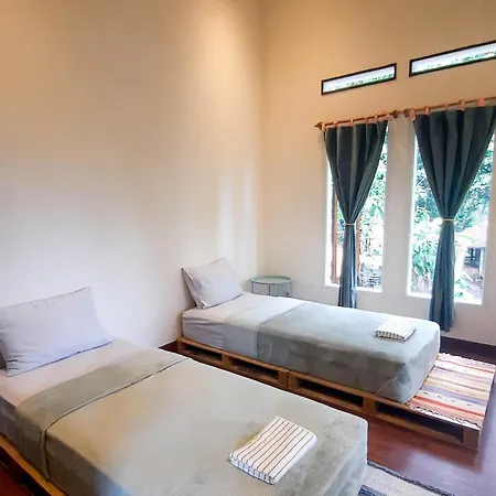 Mits Youth Hostel